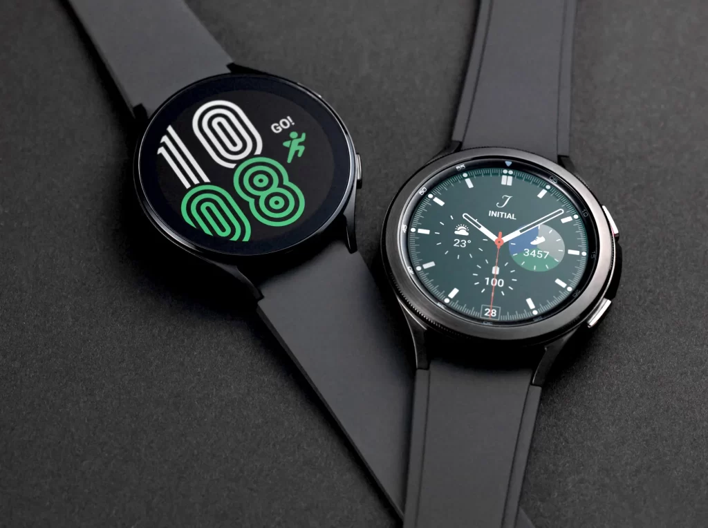 Samsung Galaxy Watch 4 - Smart Watch Compatible With Motorola 