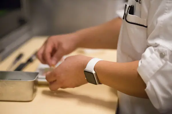 What is the best smartwatch for iPhone users who are chefs?