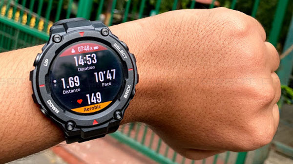 Garmin Fenix 7 vs Suunto 9 Peak Smartwatch Review: Detailed Comparison