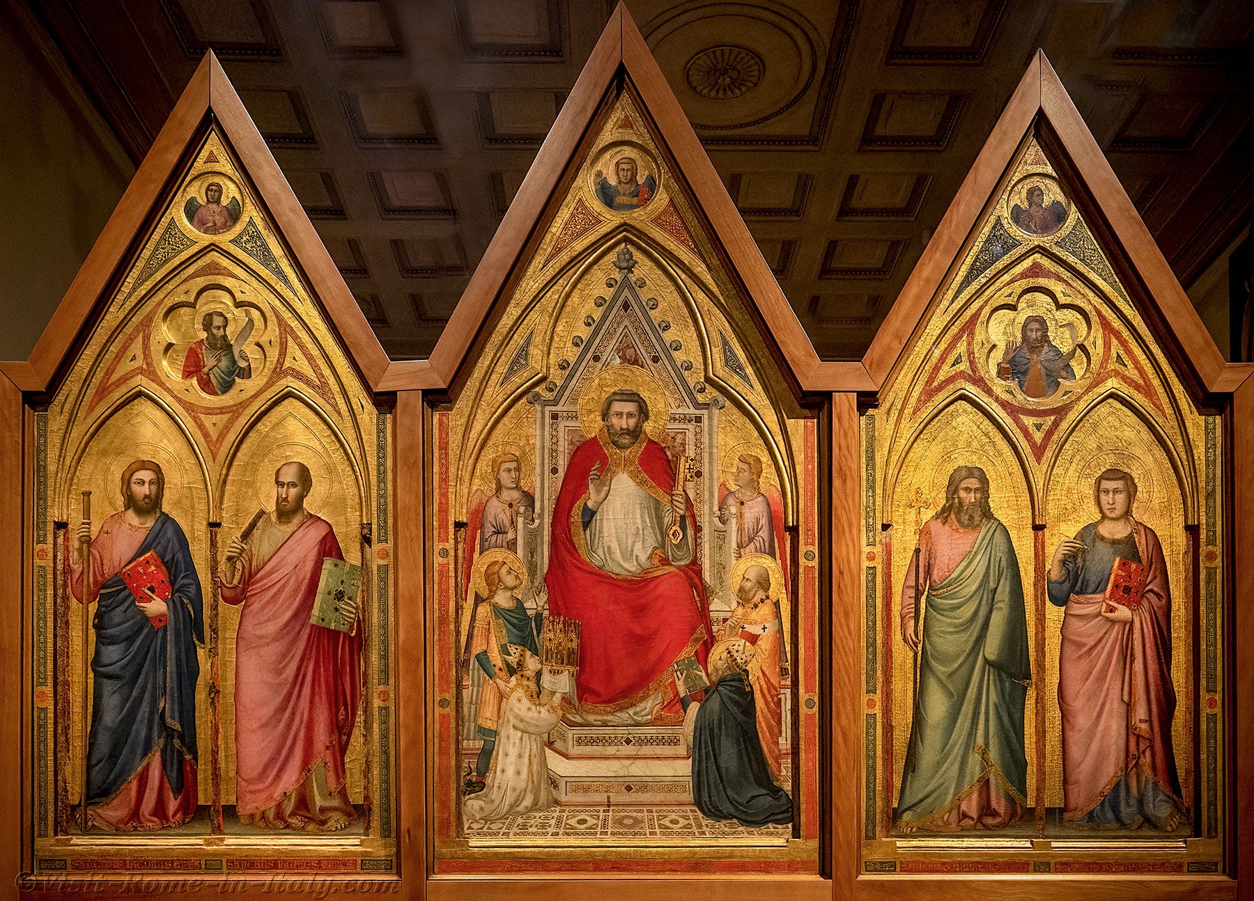 Triptych: what it is, what it is for, types, features and characteristics